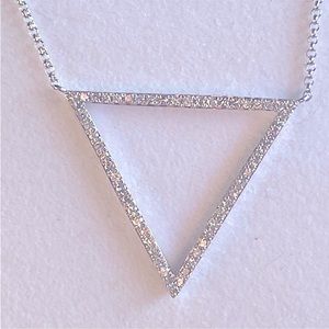EFFY Diamond triangle necklace, 14K White Gold NWOT